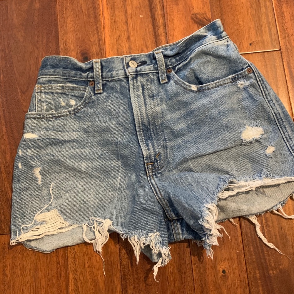 Abercrombie & Fitch Natural Rise Short